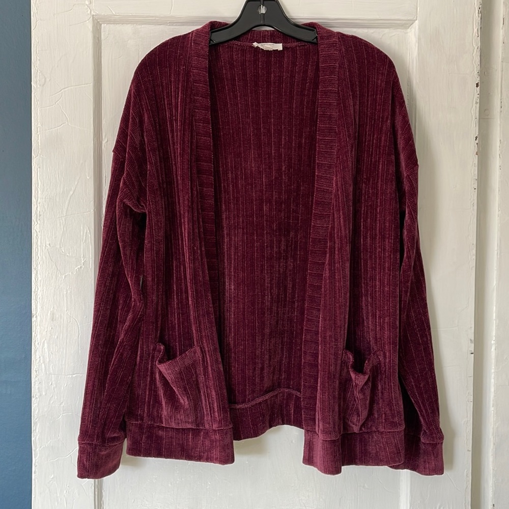 XL maroon cardigan